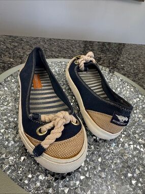 Rocket Dog Navy & Tan Rope-Trim flats 7.5